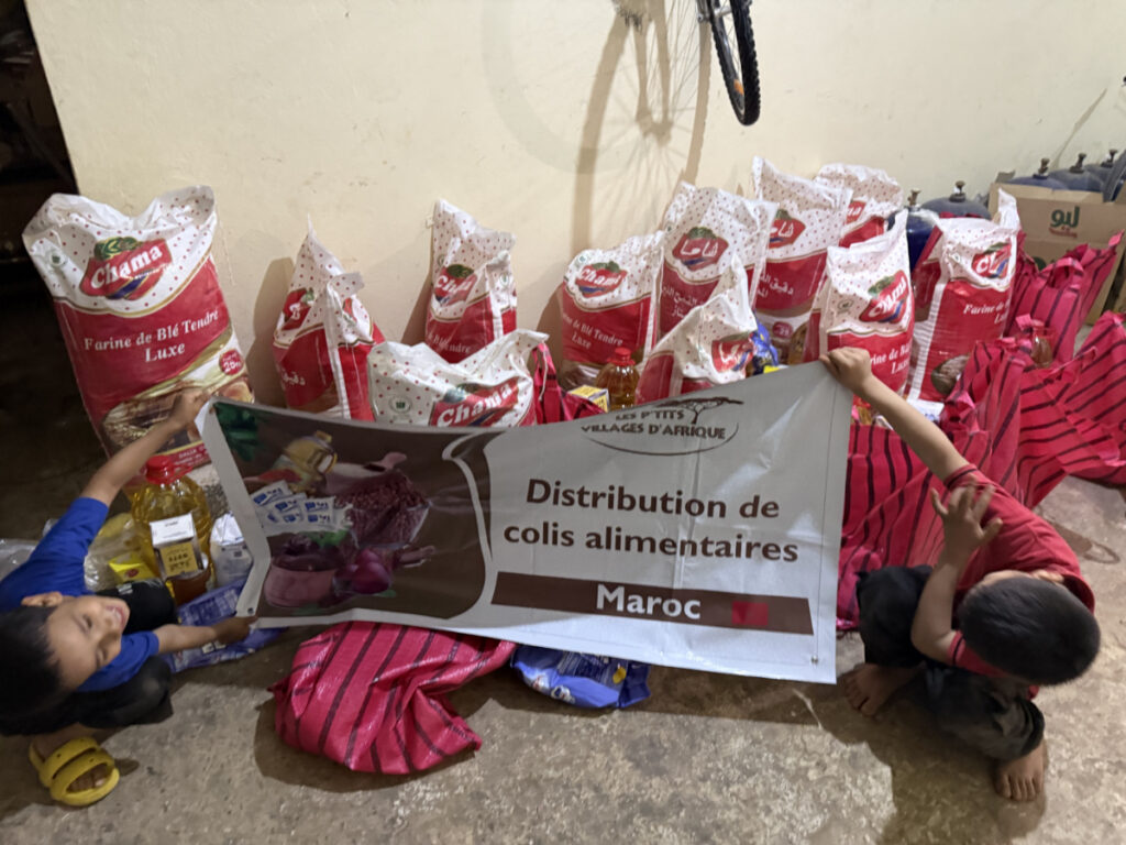 Offrir un colis alimentaire, 50€ pour sauver une famille de la faim 5 Offrir un colis alimentaire : Distribution de colis alimentaires aux familles vulnérables au Maroc - action humanitaire Les P'tits Villages d'Afrique